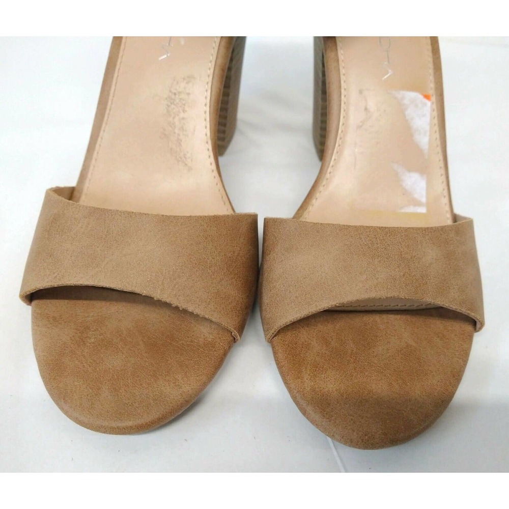 Big Buddha WM 7 1/2 Sandals Brown Ankle Strap Buckle Closure Chunky Heel - Picture 2 of 7